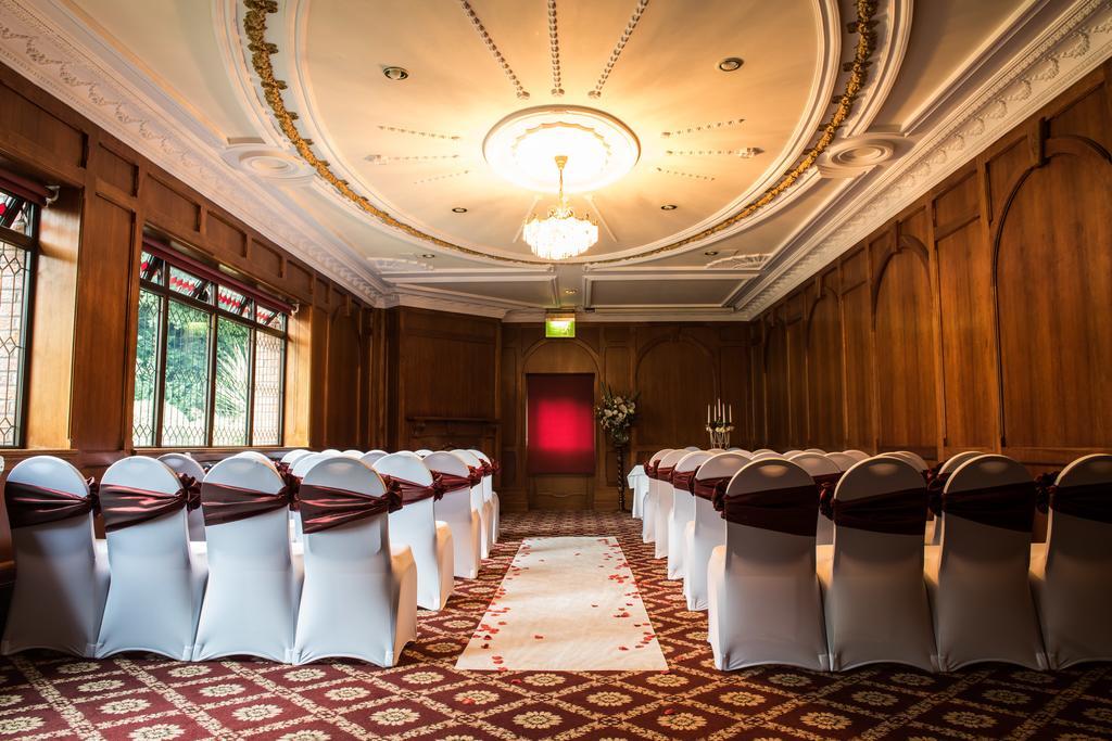 Bredbury Hall Hotel Stockport Ngoại thất bức ảnh
