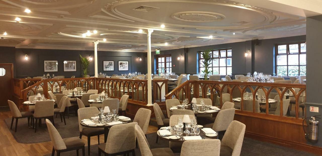 Bredbury Hall Hotel Stockport Ngoại thất bức ảnh