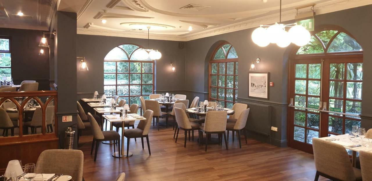 Bredbury Hall Hotel Stockport Ngoại thất bức ảnh